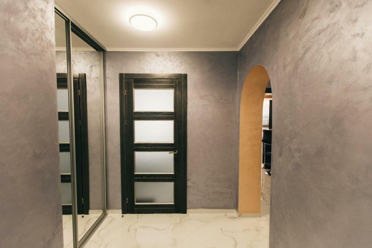 Oazis Apartments Chernivtsi Exterior foto